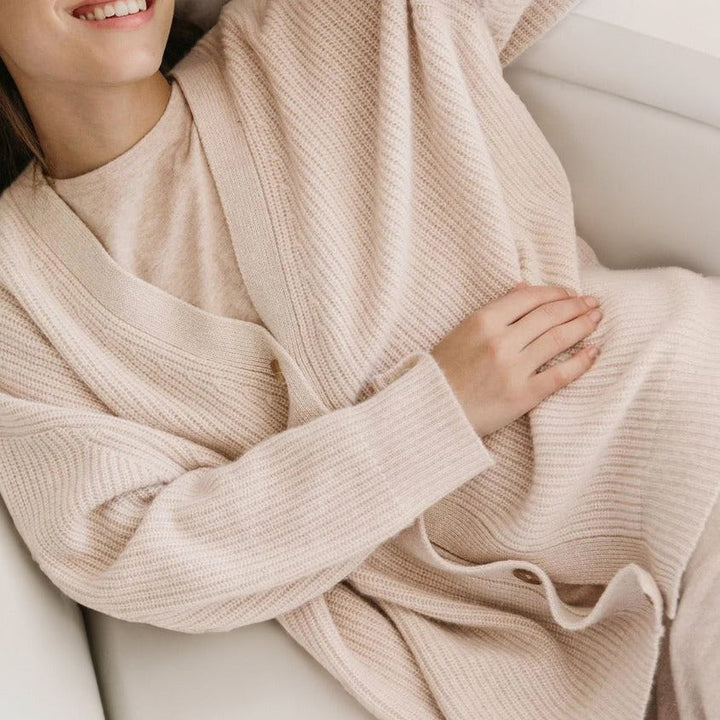 Abigail | Warm Cashmere Cardigan